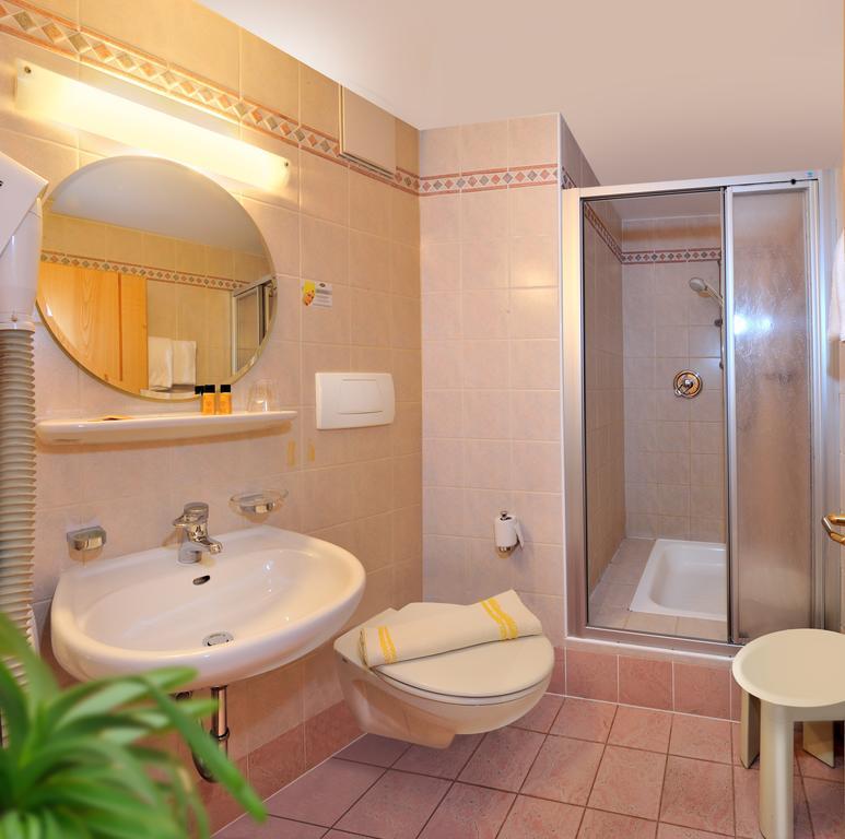 Hotel Hochrain Rasa Dış mekan fotoğraf